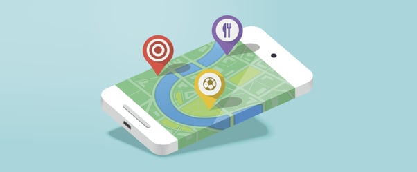 Geofencing dargestellt mit einem Smartphone und icons für standpunkte auf einer Karte