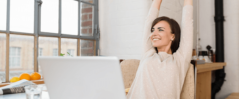 Effizient im Home Office arbeiten: So wird das Wohnzimmer zum Büro